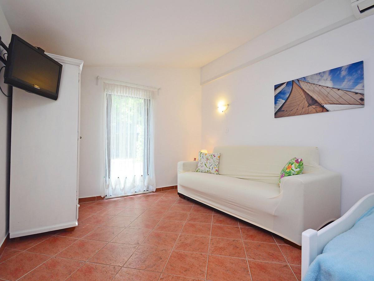 Holiday Home Aron By Interhome Umag Exterior photo